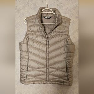 The North Face 660 Down Quilted Puffer Vest ~ Large/ Silver- Gray
